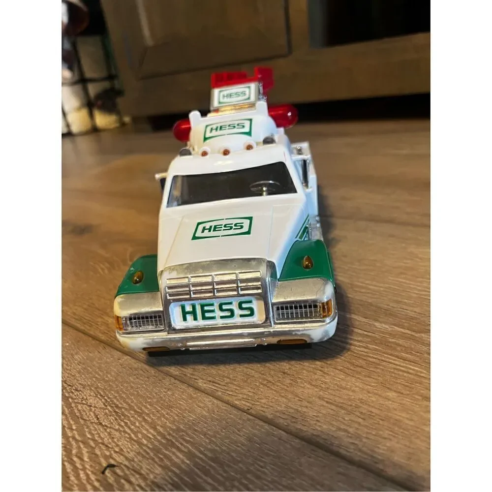 Hess Rescue Truck Vintage 1994 Real Head & Tail Light with Emergency Flashers